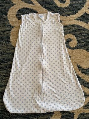 Halo Baby Zip-Front Polka Dot 6-12 months Sleep Sack - White & Light Blue